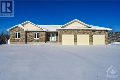 Real Estate -   10541 WYLIE WAY, Hallville, Ontario - 